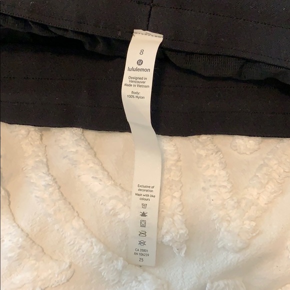 Lululemon Mesh High Waisted Shorts W Draw String - Picture 9 of 9